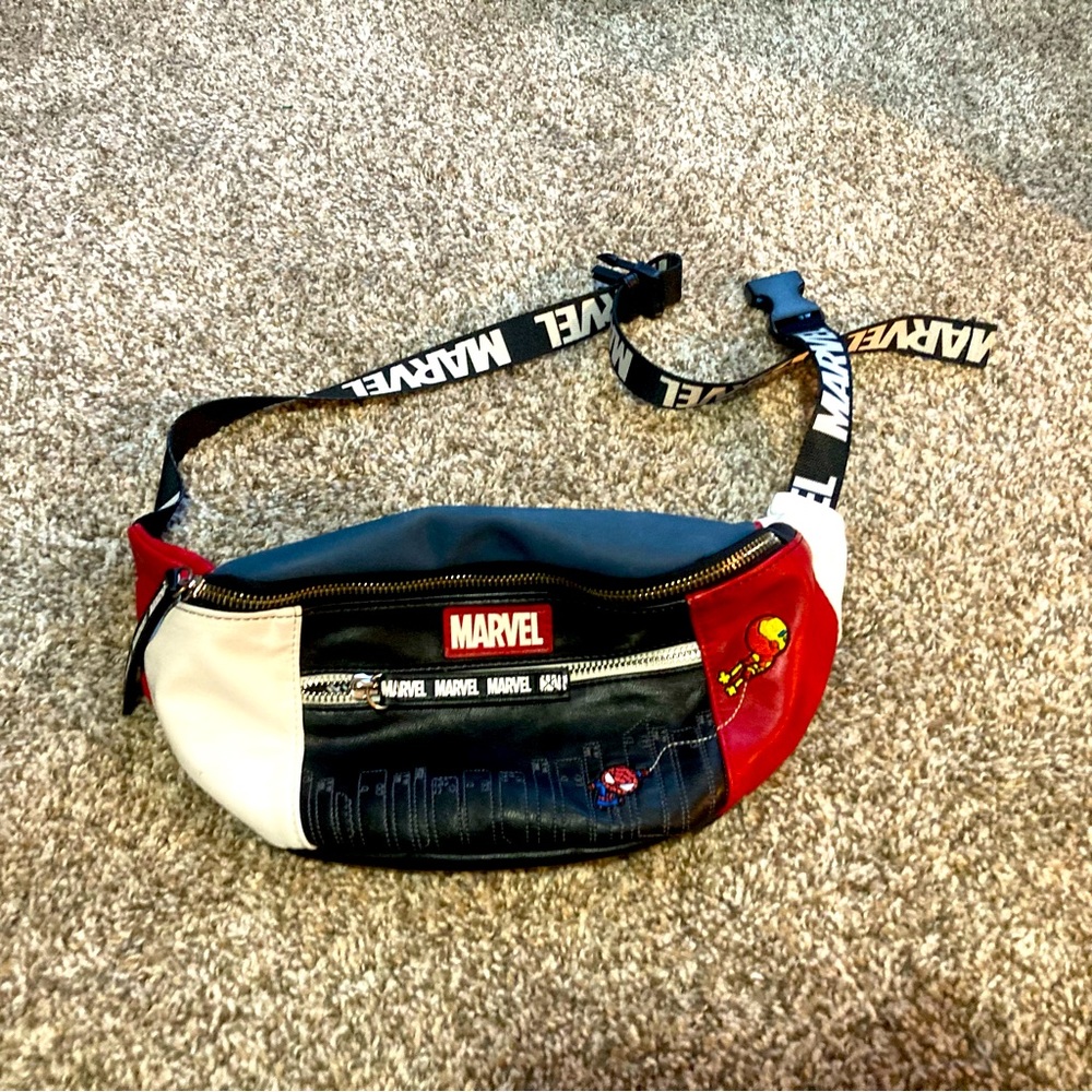 Marvel x Loungefly Fanny pack bag RARE